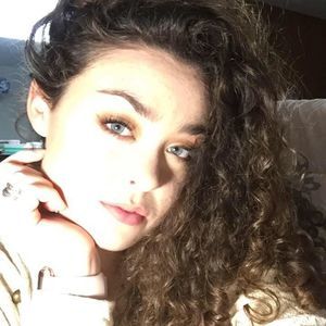 Meet your Posher, Alayna